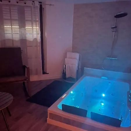 Magnifique Loft 35m2 Jacuzzi Rvb Night 1