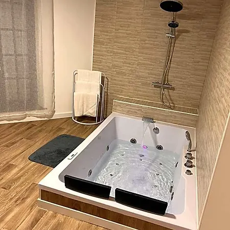 Magnifique Loft 35m2 Jacuzzi Rvb Night 1 Etablissement Ferme Definitivement * Амьен